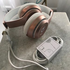 Beats Solo2 Wireless All-Day Headphones